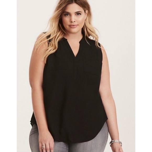 torrid Tops - TORRID Sleeveless Button Down Top Faux Leather 1X